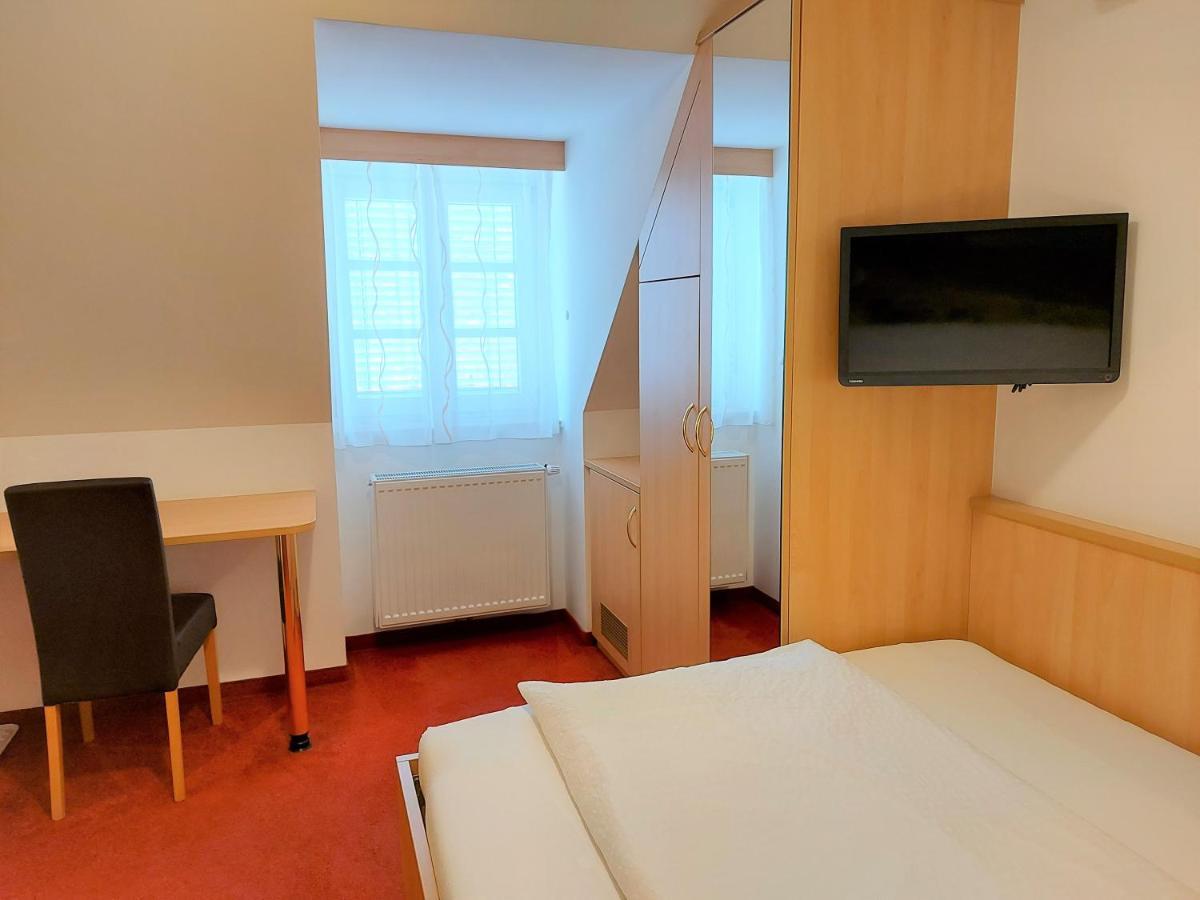 Gaestehaus Ferk - Fruehstueckspension, Bed & Breakfast Bad Radkersburg Exterior foto